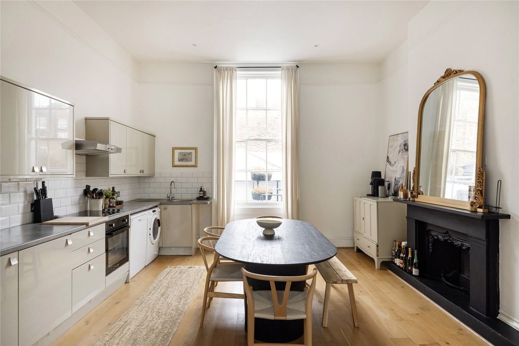 Property photo 3 of 10 Picture No. 03