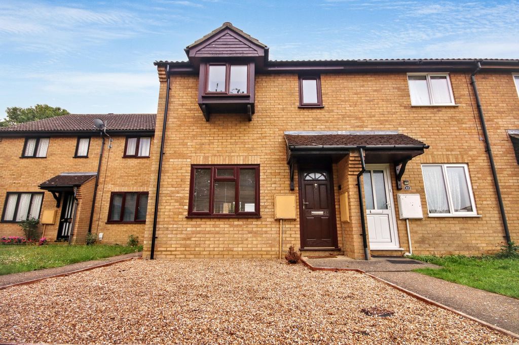 Property photo 1 of 19 41 Whitgift Road, Teversham, Cambridge, Cb1 9Ay