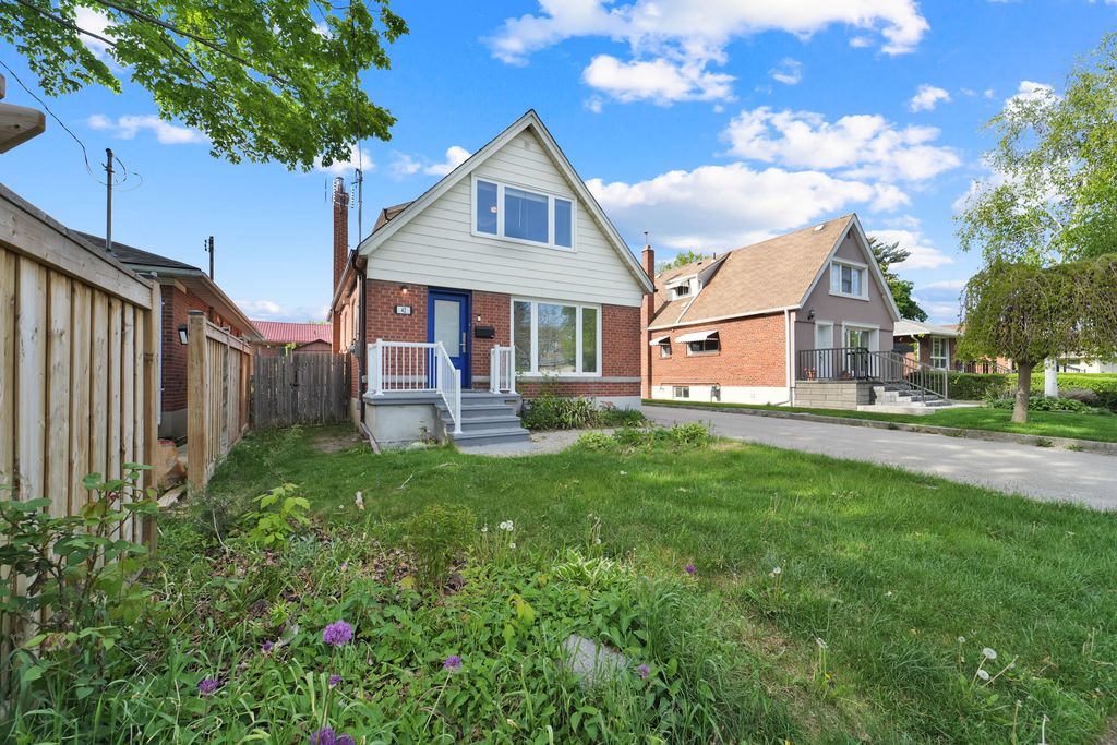 Property photo 2 of 40