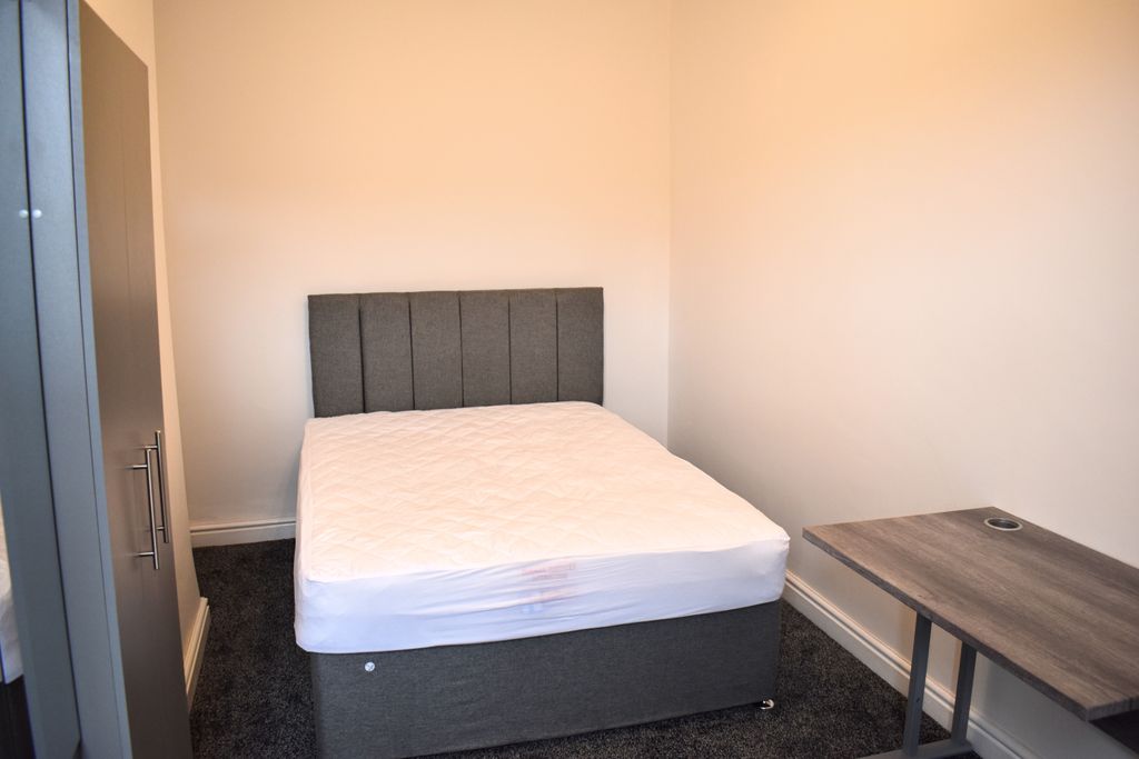 Property photo 2 of 12 Dsc_0207