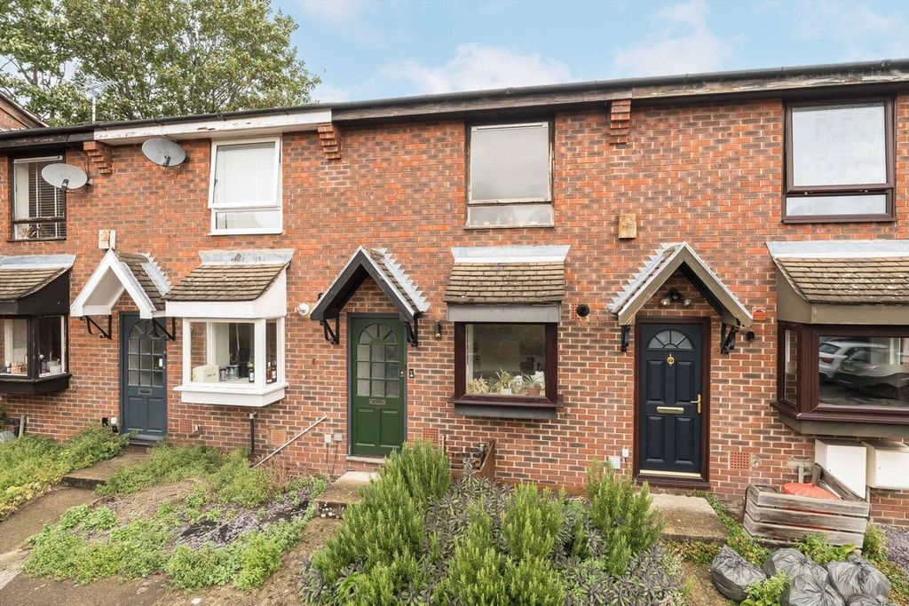 Property photo 1 of 6