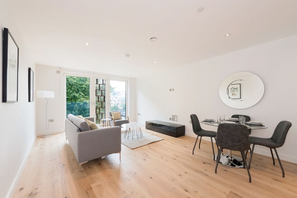 Property photo 1 of 10 Living Area