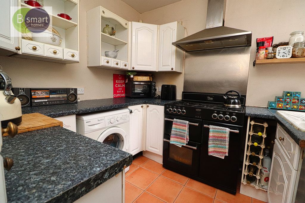 Property photo 2 of 15 Img_9457