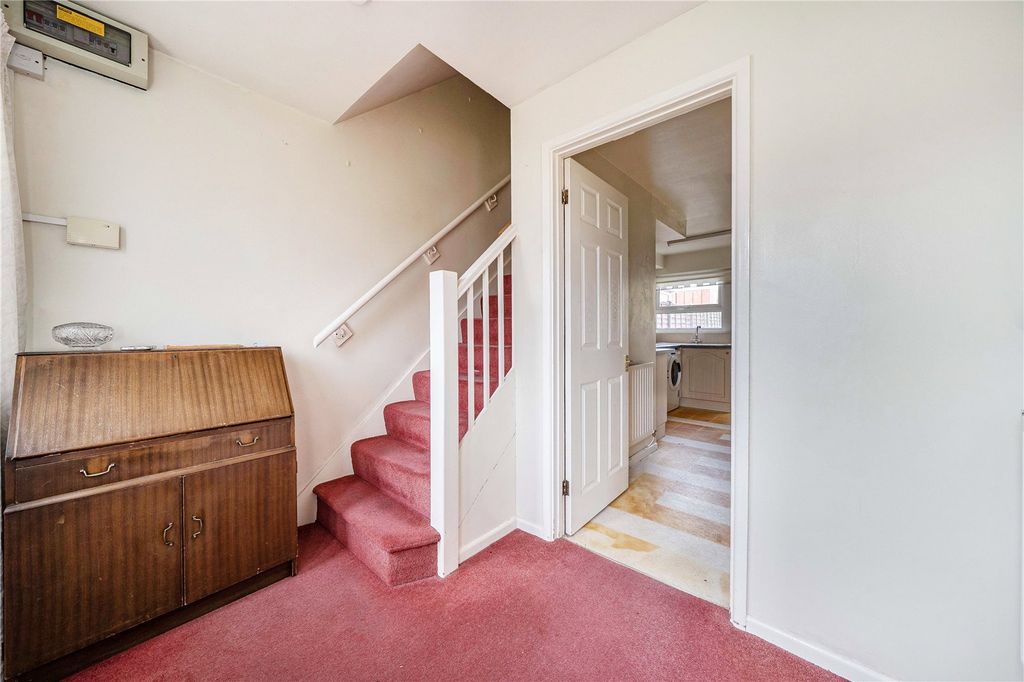 Property photo 2 of 16 Picture No. 11