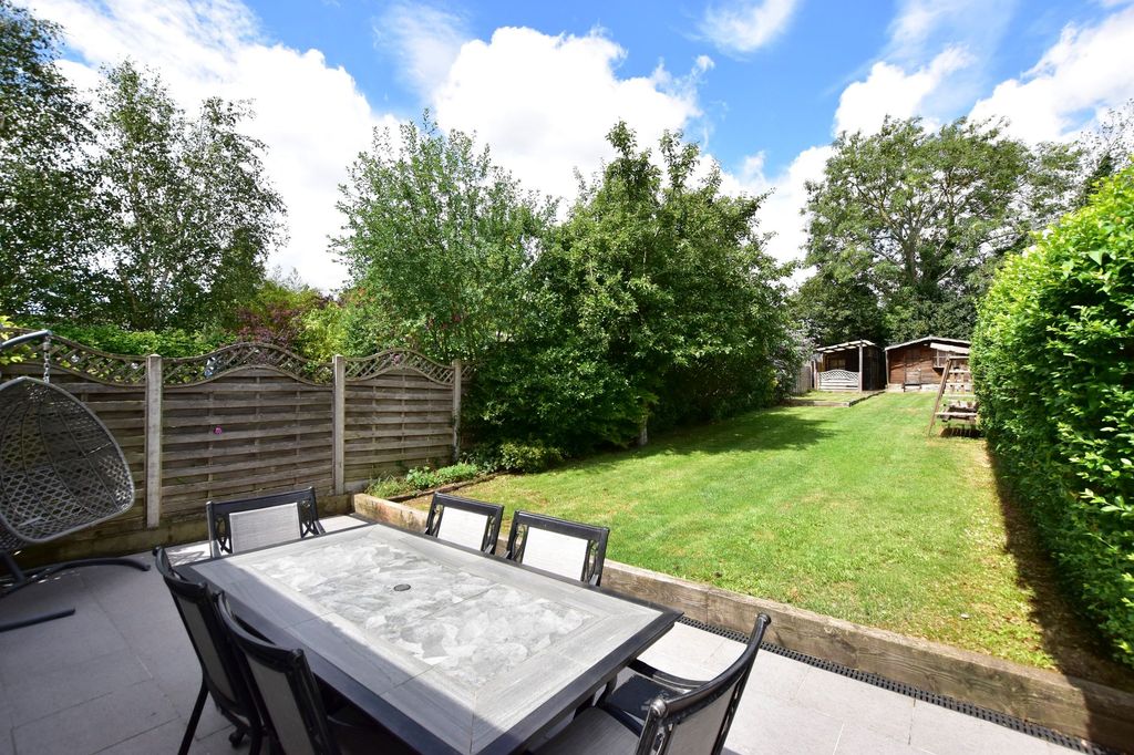 Property photo 3 of 36