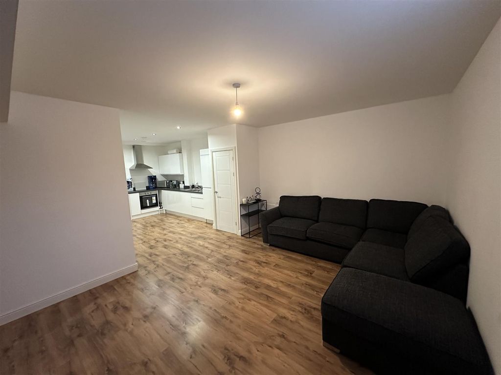 Property photo 3 of 9 Img_5411.Jpeg