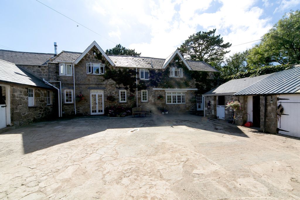 Property photo 1 of 47