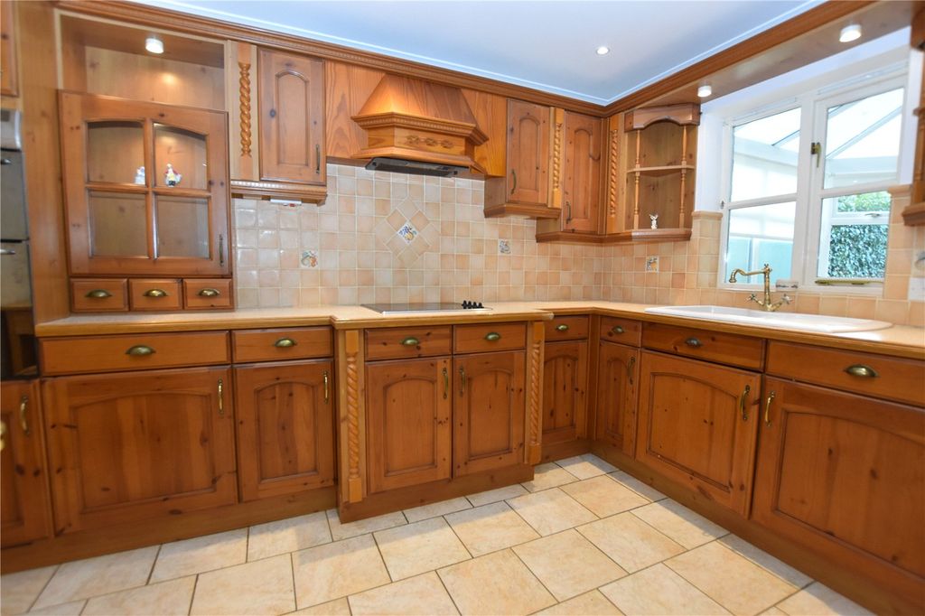 Property photo 2 of 20 Picture No. 02