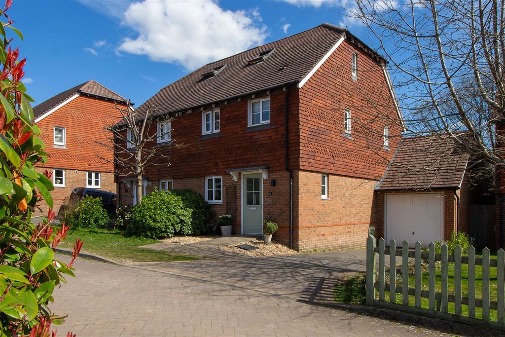 Property photo 1 of 25