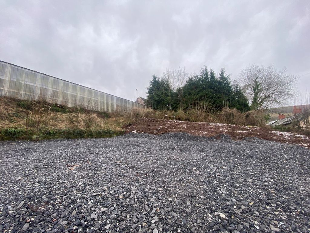 Property photo 2 of 5