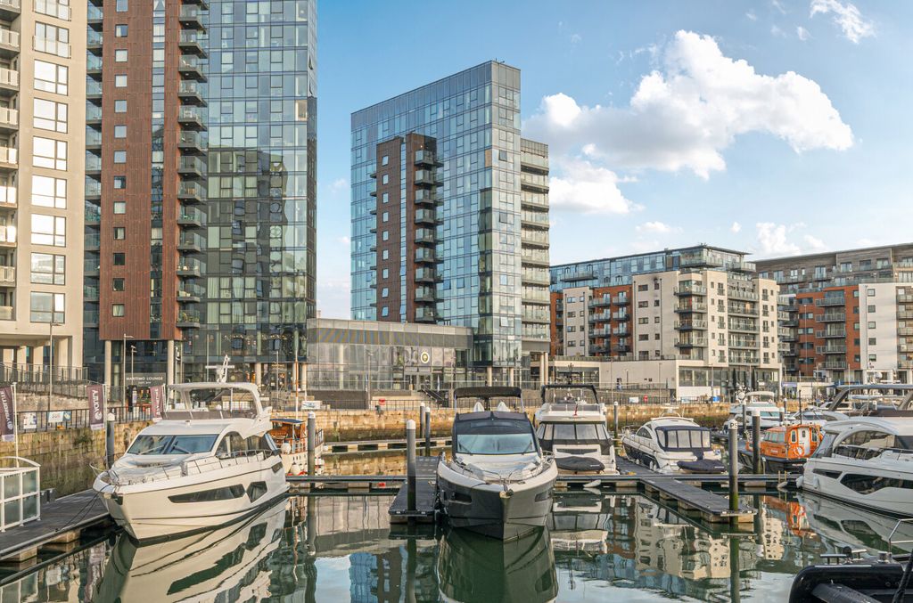 Property photo 1 of 9 1372053-4-68F89c3...