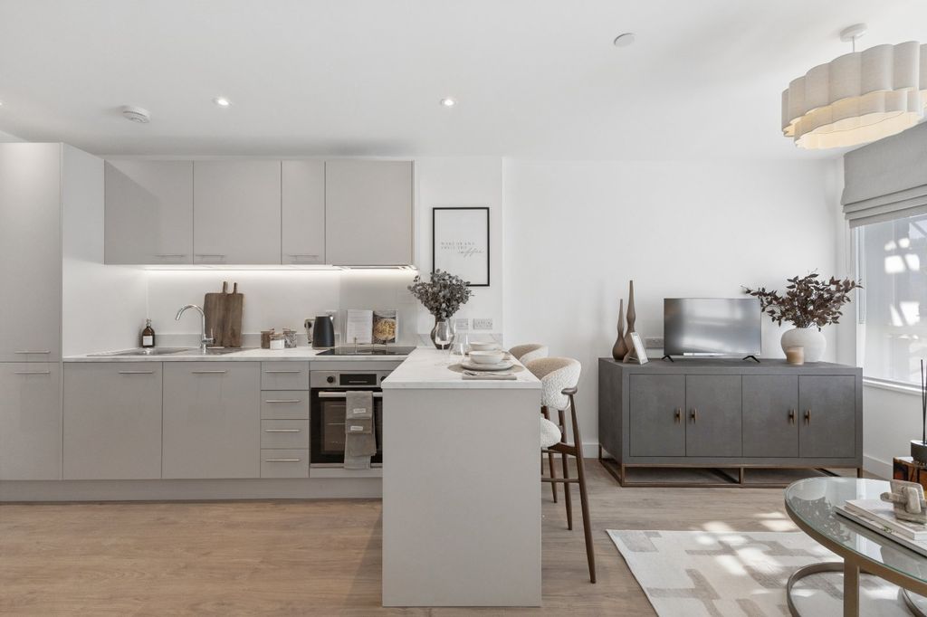 Property photo 3 of 12 Kitchen/Living/Diner