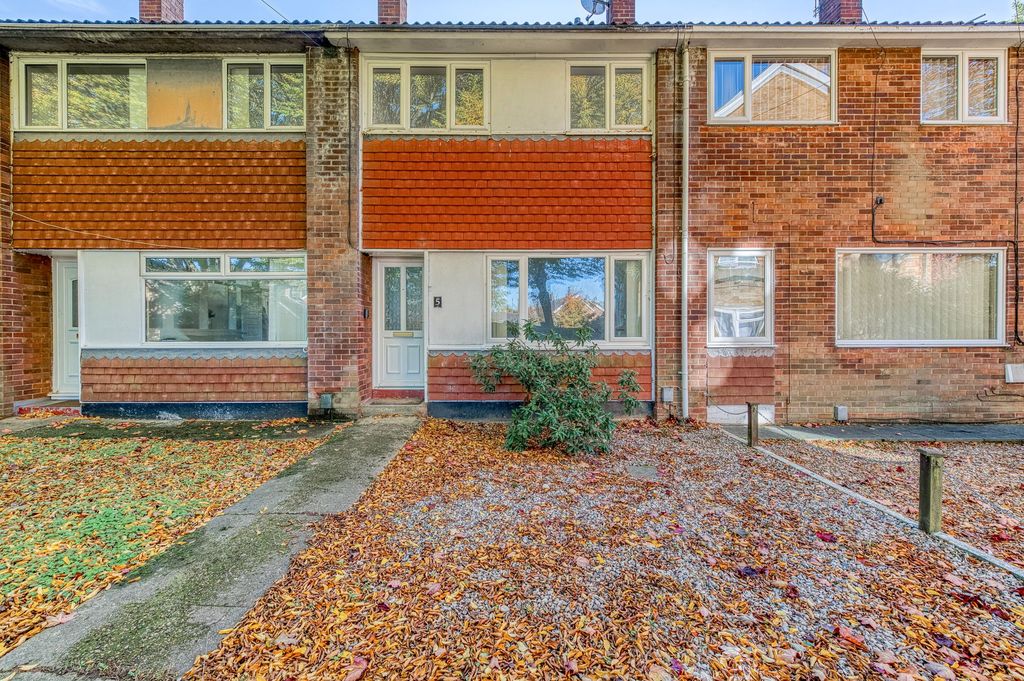 Property photo 1 of 16