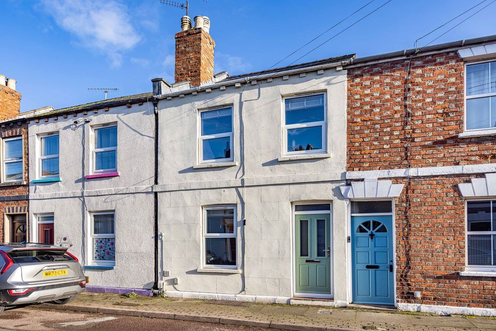 Property photo 1 of 15