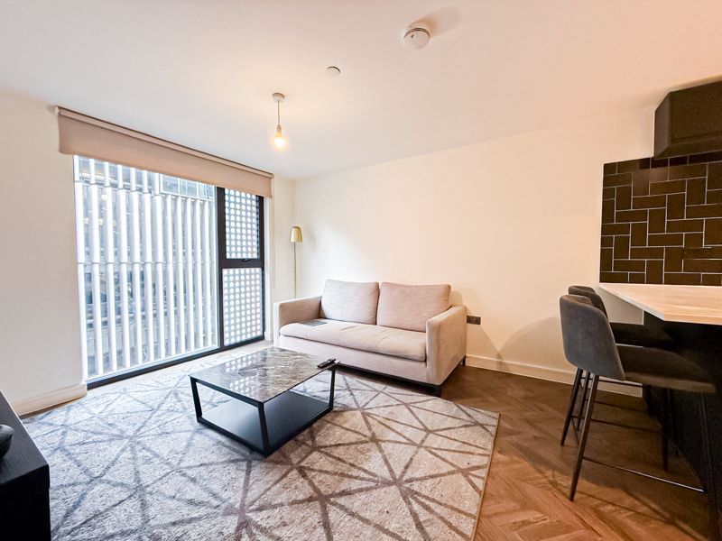 Property photo 3 of 10 Photo 6