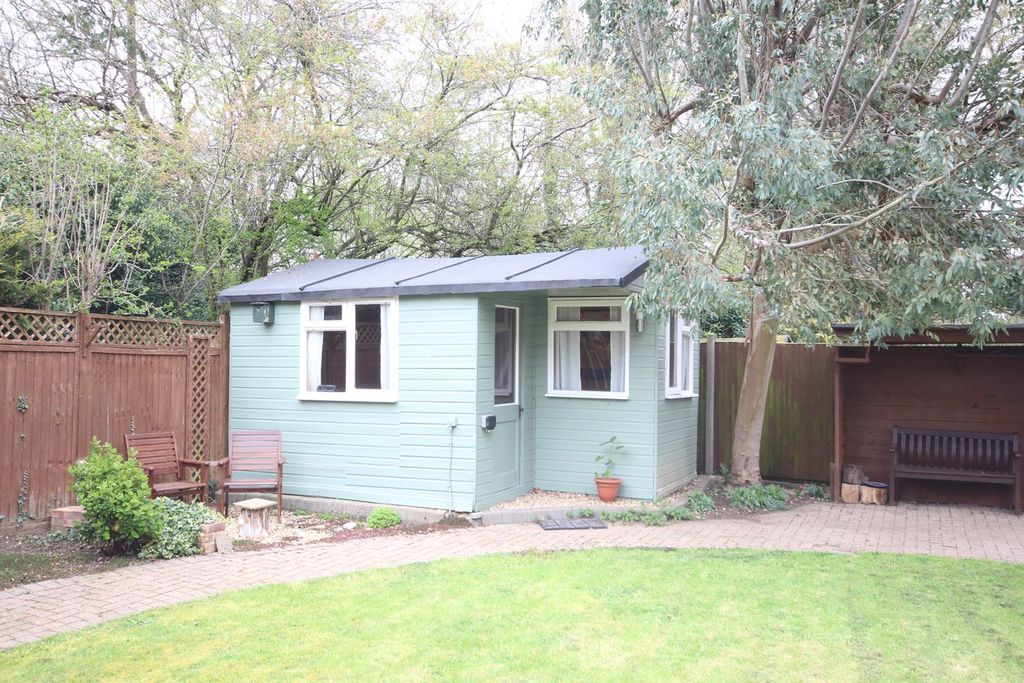 Additional image 23 of 4 bed detached house for saleFouracres, Letchworth Garden City SG6