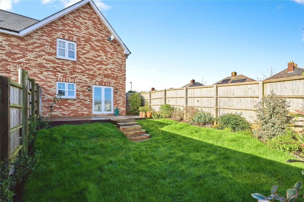 Property photo 2 of 21 Picture No. 34