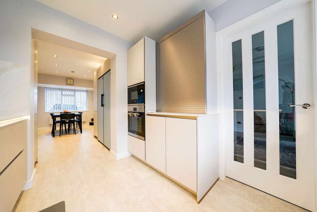 Property photo 2 of 25 Dsc04845