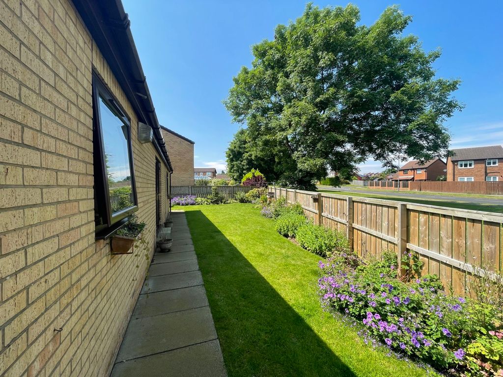 Additional image 16 of 3 bed bungalow for saleLumley Drive, Peterlee SR8