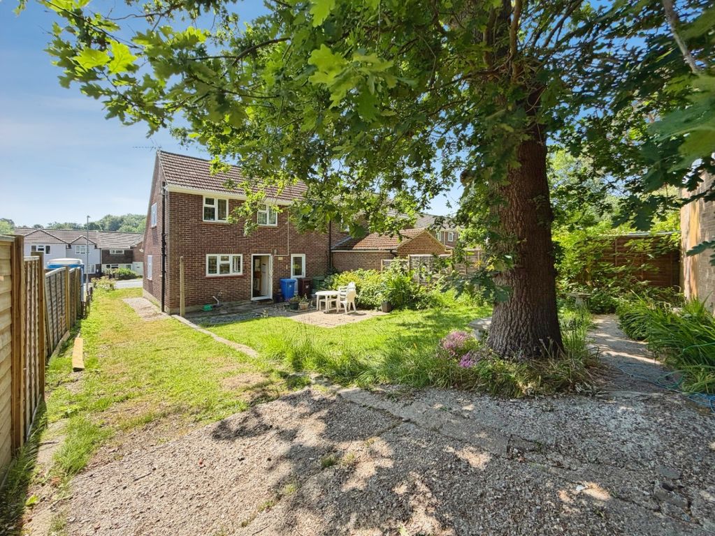Property photo 2 of 15 5094623