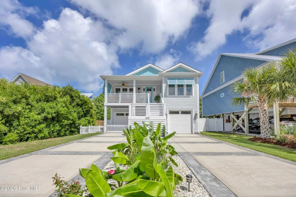 Property photo 1 of 31