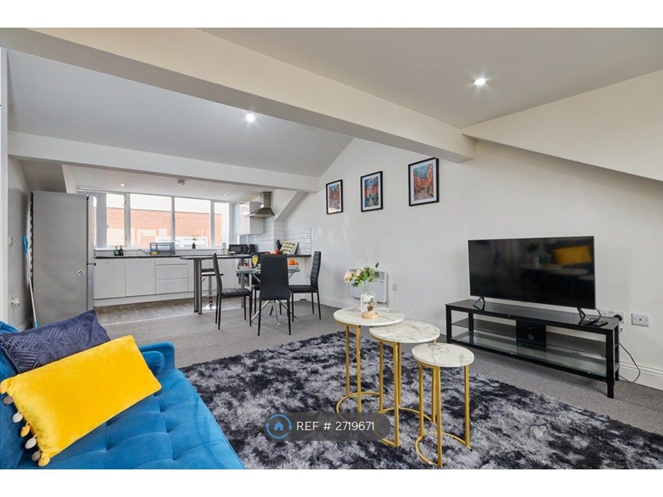 Property photo 2 of 24