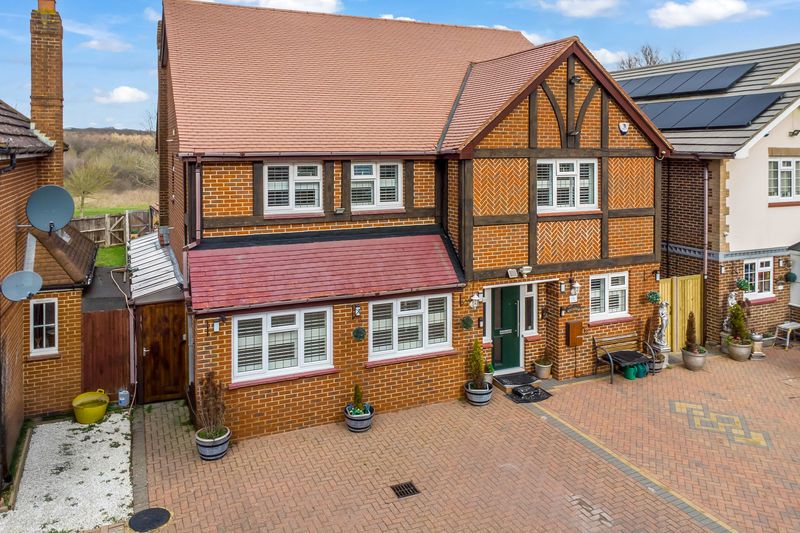 Property photo 1 of 22 Photo 23