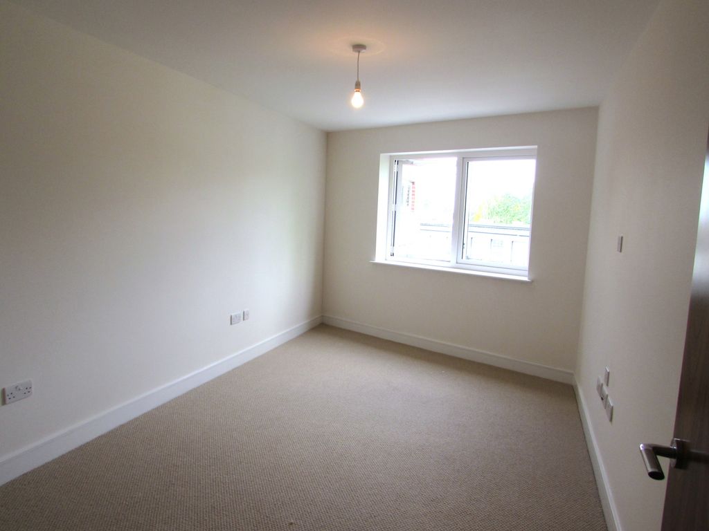 Property photo 3 of 7 Gallery