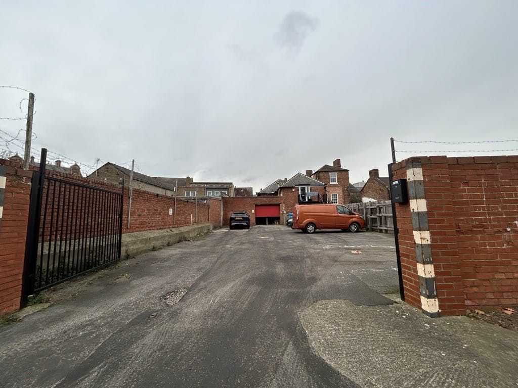 Property photo 3 of 15 Rear Of 38 Blackwellgate .Jpg