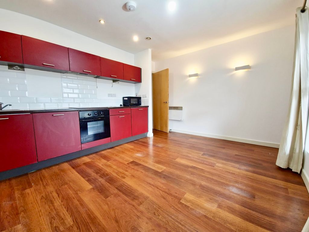 Property photo 2 of 6