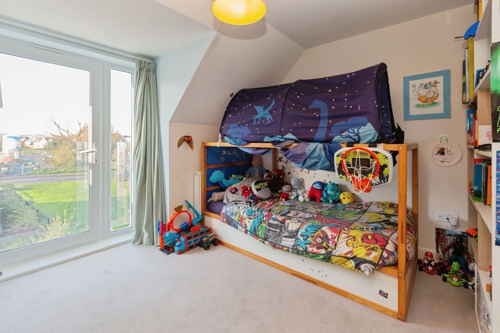 Property photo 3 of 13 Pbox-Img.Jpg