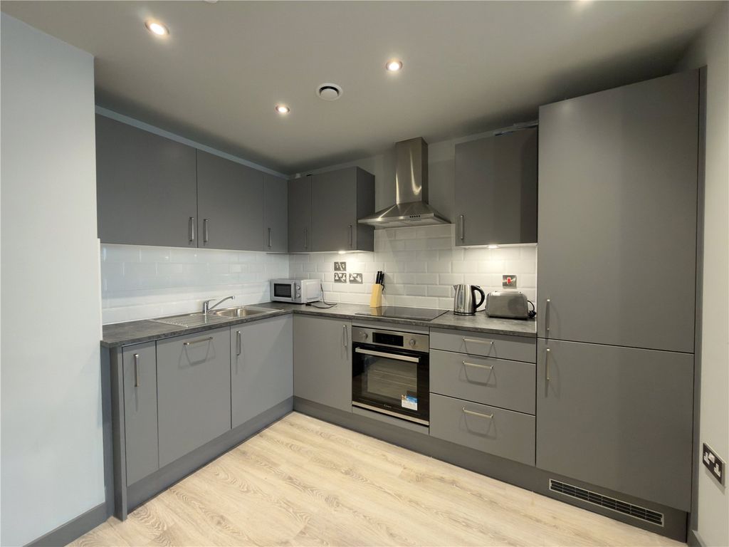 Property photo 3 of 10 Picture No. 01