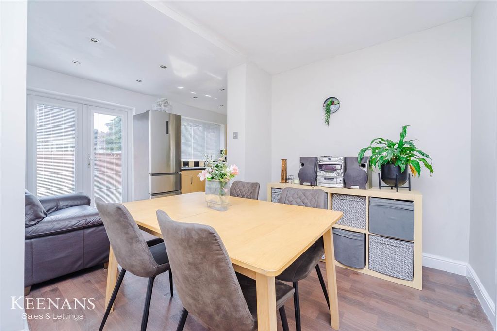 Property photo 3 of 29 3.Jpg