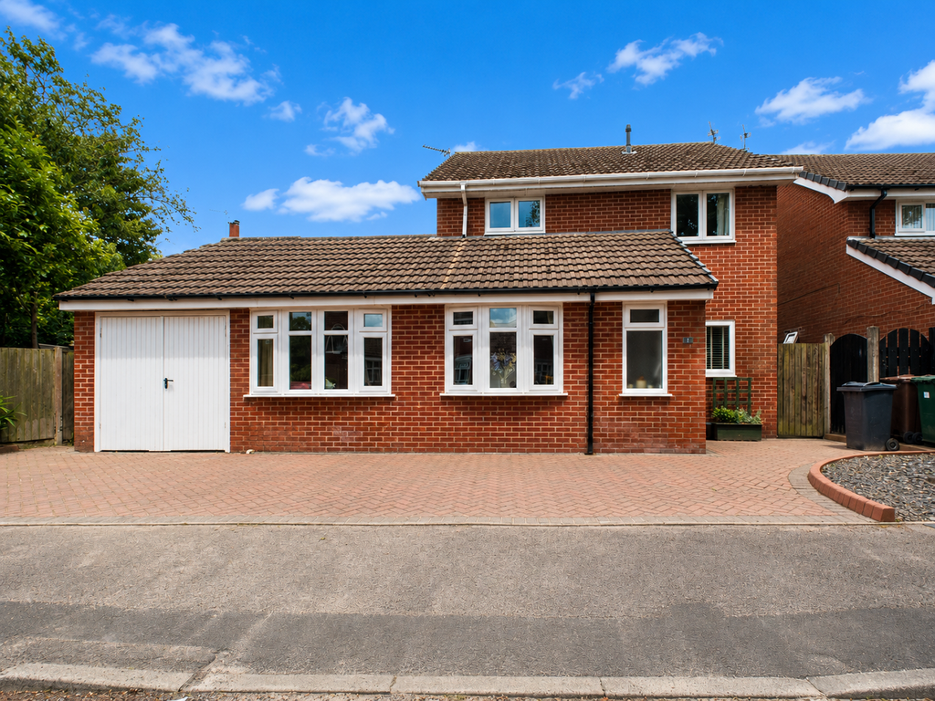 Property photo 2 of 34