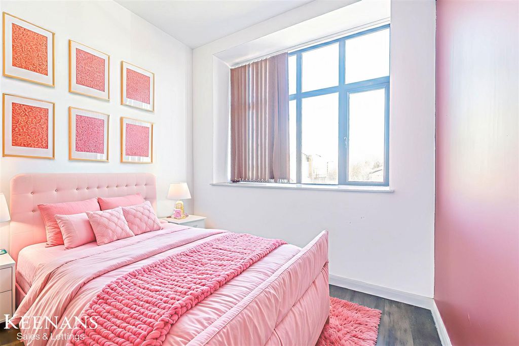 Property photo 3 of 15 Dsc07580 - Kids Room - Standard - 2.Jpg