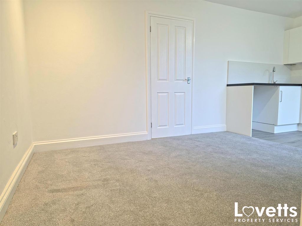 Property photo 2 of 15 Living Room