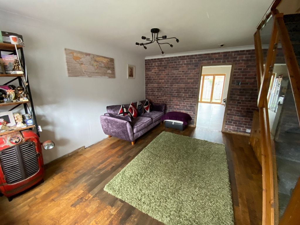Property photo 3 of 13 Not Specified