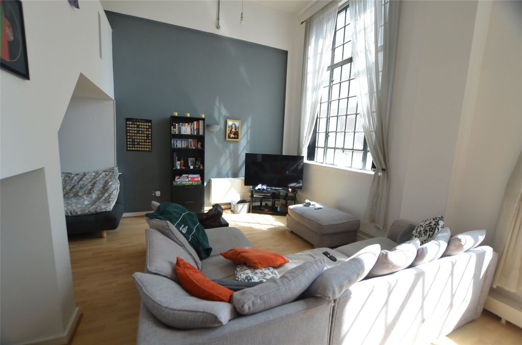Property photo 3 of 9 Picture No. 09