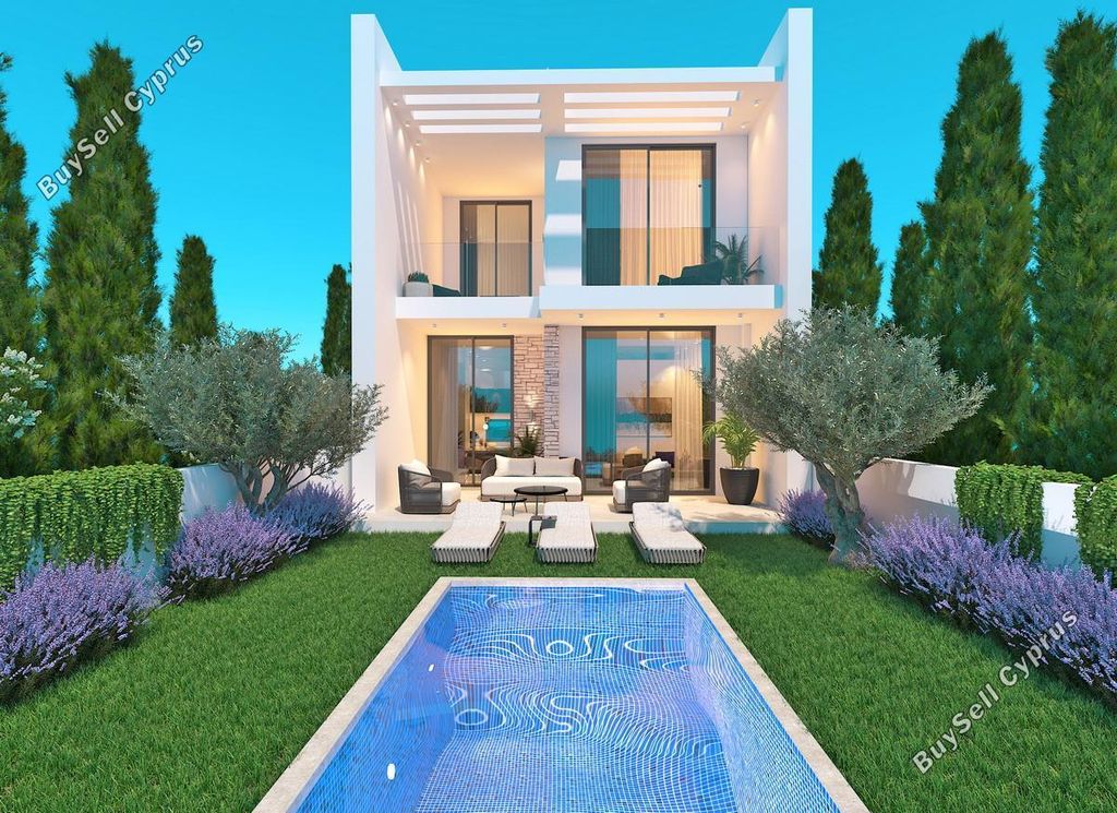 Property photo 3 of 10