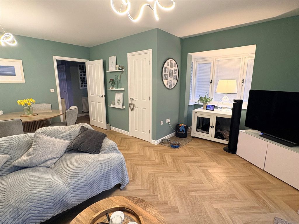 Property photo 3 of 10 Picture 3