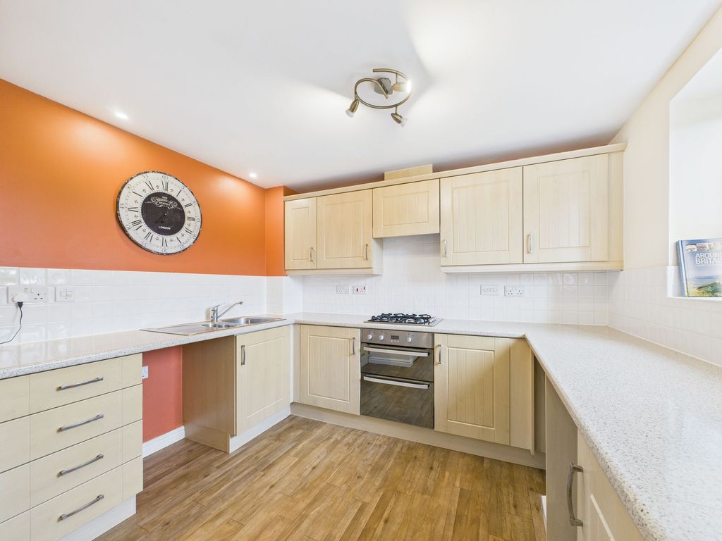 Property photo 2 of 24