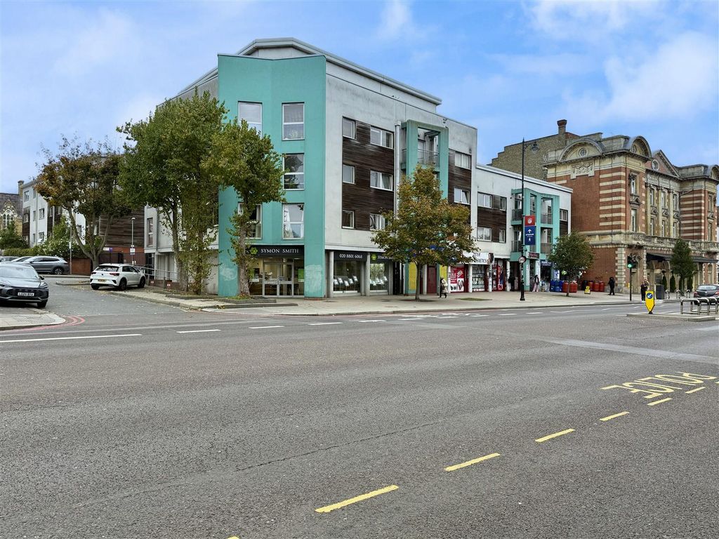 Property photo 1 of 6