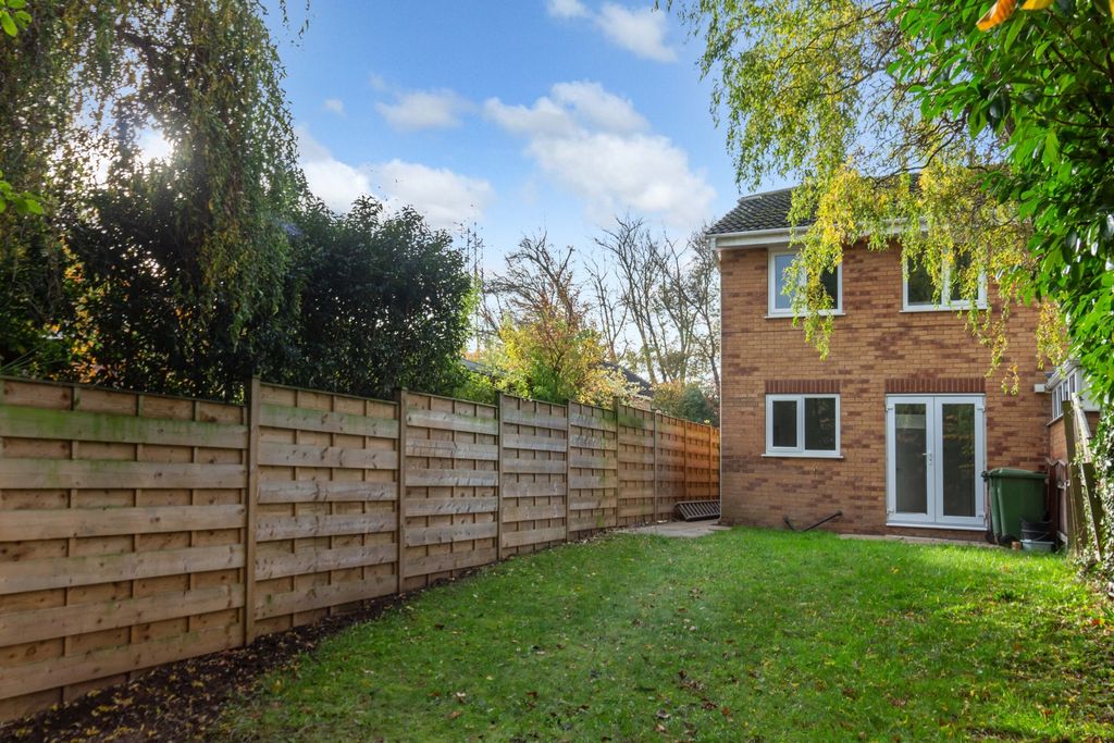 Property photo 3 of 19 Img_2935