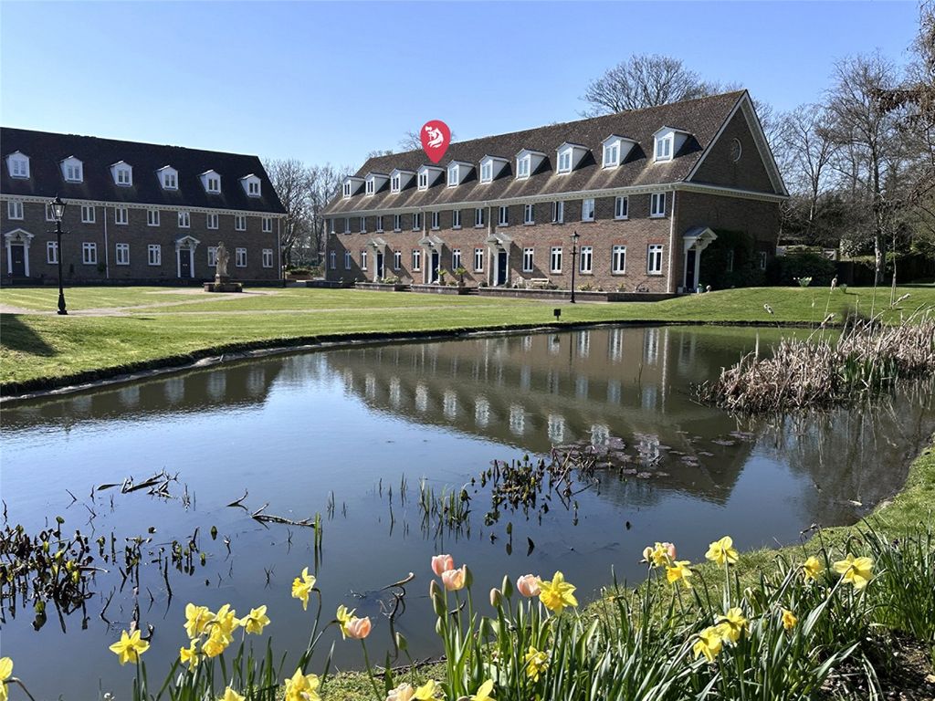 Property photo 1 of 13 Exterior