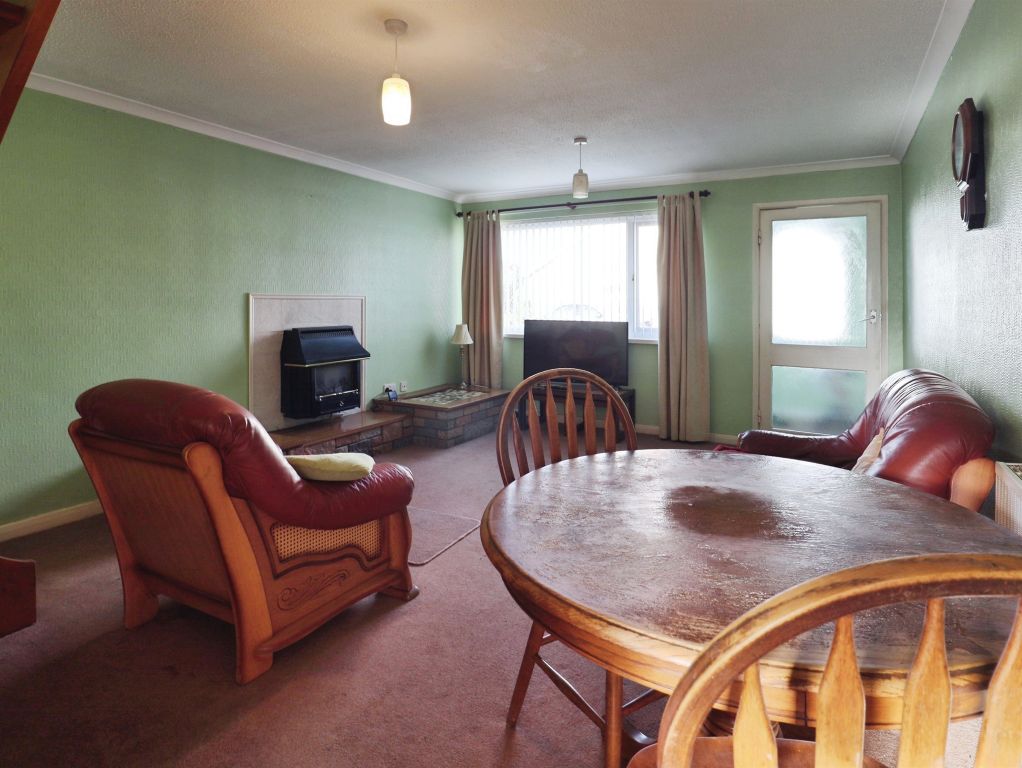 Property photo 3 of 22