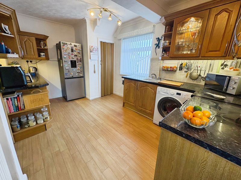 Property photo 3 of 13 Photo 11