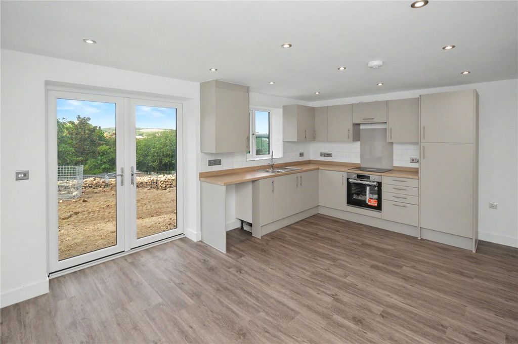 Property photo 3 of 19 Picture No. 48