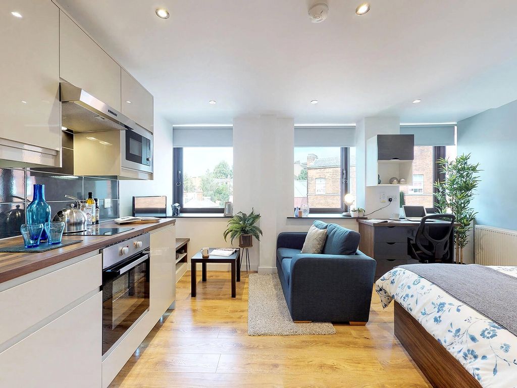 Property photo 3 of 10