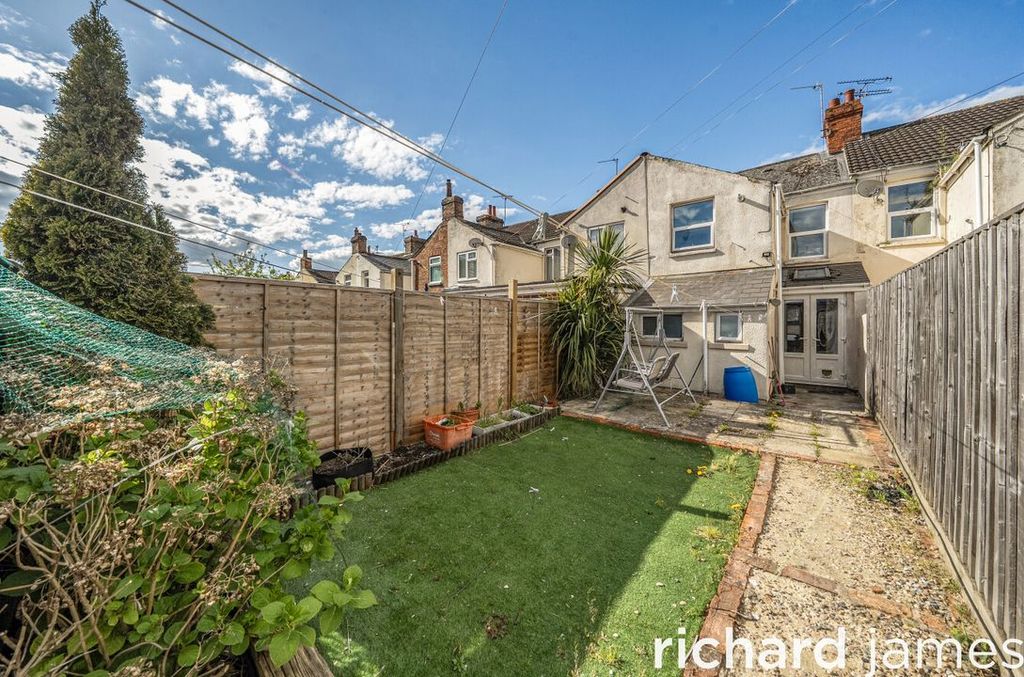 Property photo 2 of 9 Bcf06A3d36E74731800F2217702c560F