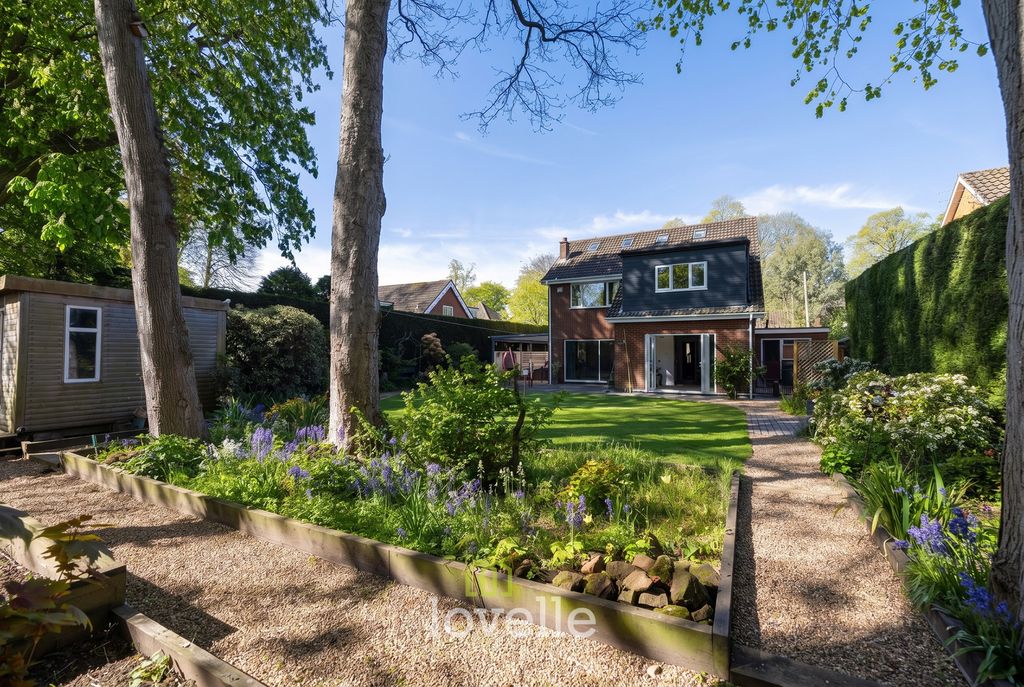 Property photo 3 of 47